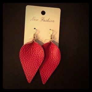 New red leather earrings ❤️